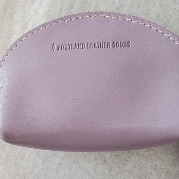 Portland Leather Taco Pouch with Tassel - Picture 2 of 5